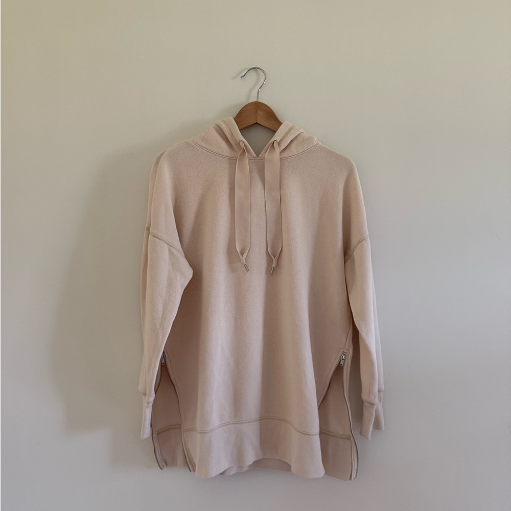 Aerie Cream Hoodie Sweatshirt